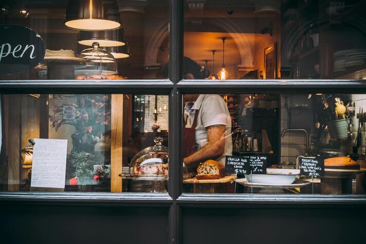 Des boulangeries historiques  Paris ferment leurs portes